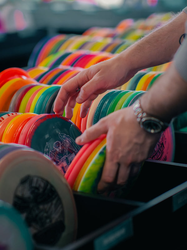 Käytettyjä frisbeegolfkiekkoja